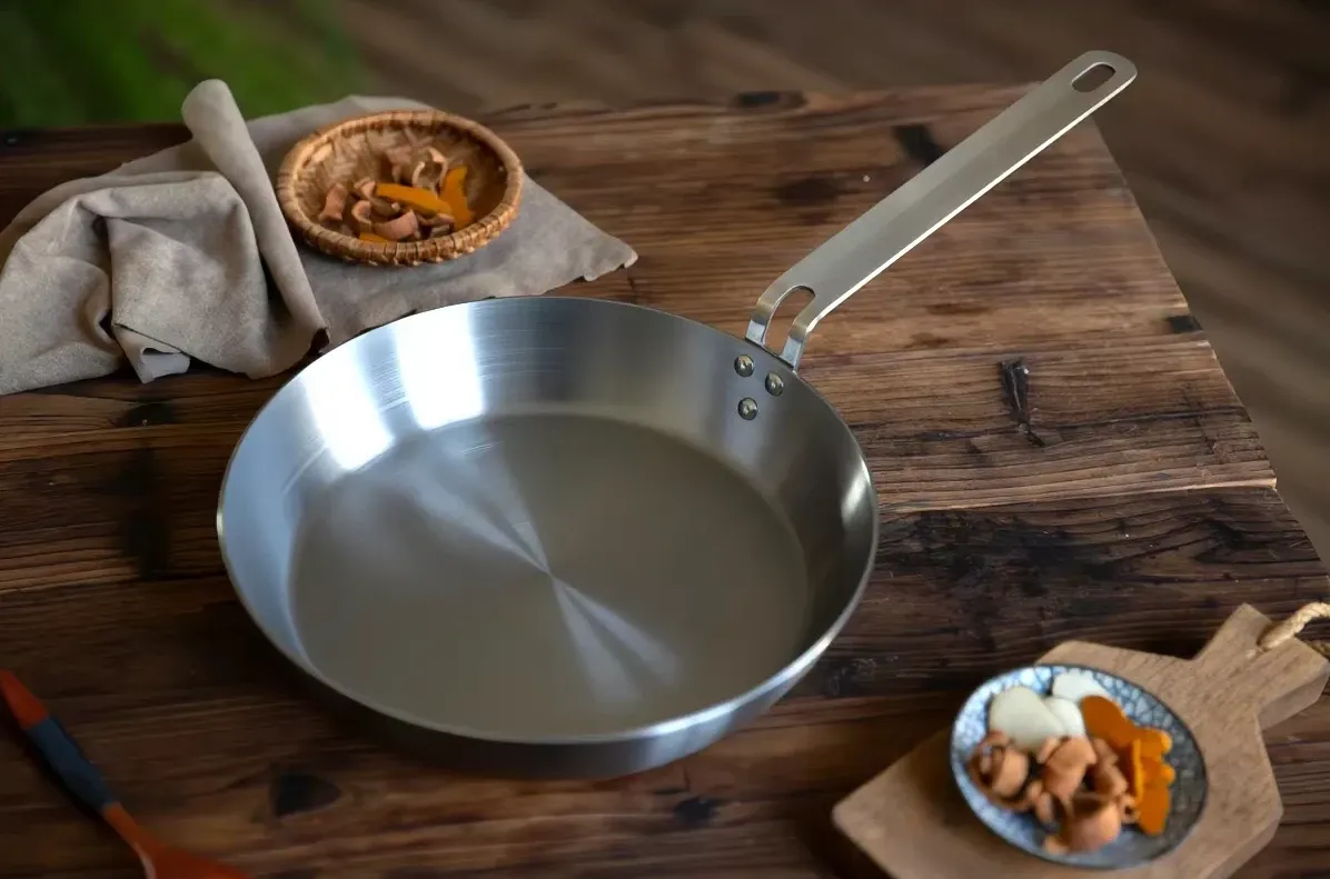 OEM Sloped Side Frying Pan Wholesale Supplier_1